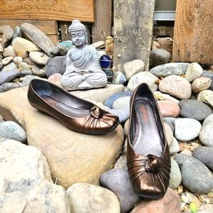 Sesto Meucci leather kitten heel pump